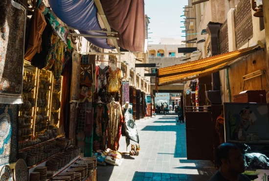 Dubai-Traditional-Market